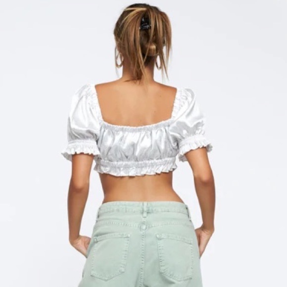 Lioness Blouse - Picture 12 of 16